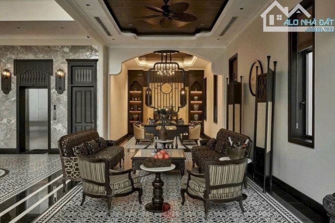 Chính chủ gửi bán biệt thự Cao Bá Quát, Ba Đình,diện tích 420m2,mặt tiền 16m,xây 5 tầng - 5