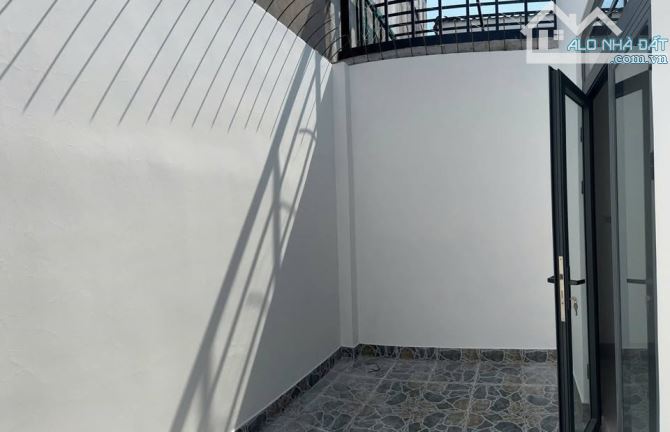 mua bán nhanh căn nhà Đ.Tân Hiệp 16, hóc môn 100m2 SHR. Giá 925 Triệu - 5