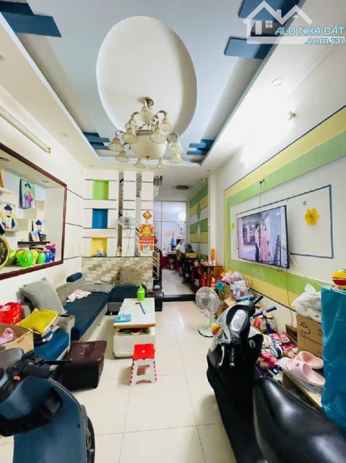 BÁN NHÀ ĐƯỜNG ÂU DƯƠNG LÂN QUẬN 8 RẺ NHẤT 4 TẦNG BTCT  6,9 TỶ - 5