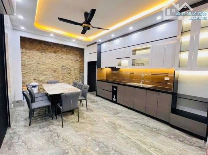 SIÊU PHẨM LÊ TRỌNG TẤN - Ô TÔ KINH DOANH - DT 70M 6 TẦNG THANG MÁY MỚI - FULL NỘI THẤT - 5