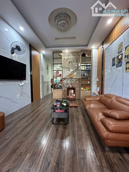 Bán Nhà 1 trệt 2 lầu DT: 4 x 19,5m, Sổ riêng 100% thổ cư, KP9 phường Tân Phong - 5
