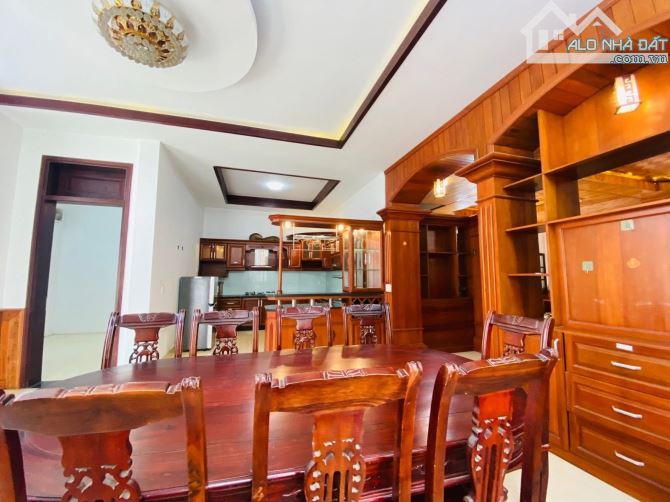 Đường số 9 Khu dân cư Nam Long quận 7 247m2 3 tầng giá chỉ 40 tỷ - 5