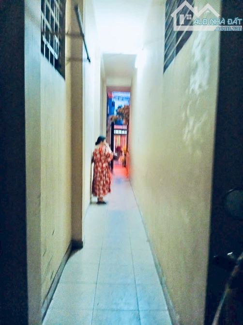 Bán Nhà Q12 - Trung Mỹ Tây 112M2 ( 6 x 19 m )- 2 Tầng Sân Thượng - HXT Tránh Thông - 7,18T - 7