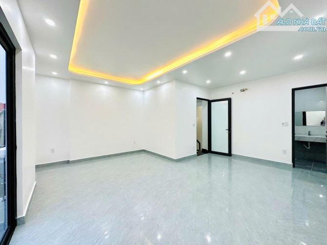 Nhà 3,5 tầng Phố Chợ Hàng,Bốt Tròn, Hải Phòng.Giá bán nhanh 3 tỷ 390 triệu - 6