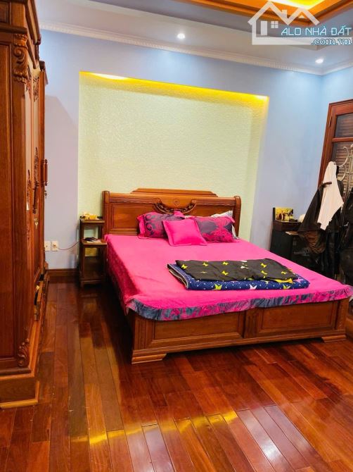 Bán căn biệt thự 4 tầng đẹp tại Văn Cao khu vực đông dân cư - 6