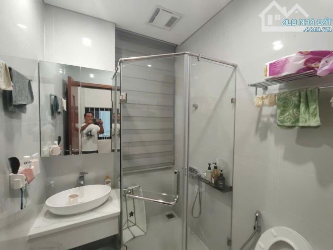 🌅 BUỔI SÁNG RA HÀNG – BÁN GẤP NHÀ ĐẸP THỊNH QUANG, ĐỐNG ĐA – Ô TÔ – 100M² – GIÁ NHỈNH 12 - 6