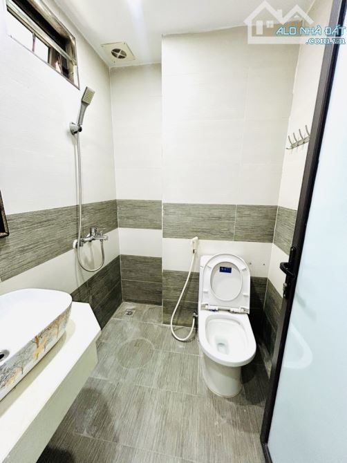 🏡 Mua nhà mới nên nhượng lại – Nhà đẹp phố Giang Văn Minh, 30m² x 5 tầng – Tài chính 6 Tỷ - 6