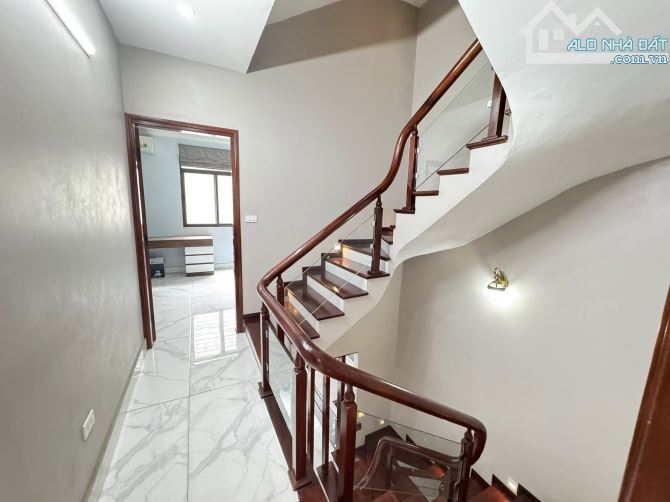 Bán Nhà Phân Lô KĐT Mỗ Lao,Hà Đông Nhà Đẹp Ở Ngay 60m²-5 Tầng- Mặt Tiền 5m Giá Nhỉnh 18 tỷ - 6