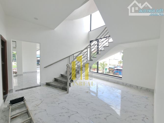 Cho Thuê Căn Góc Hiện Đại 3 Lầu Trống Suốt Giá 59 Triệu - 6
