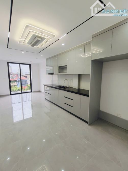 Ngõ 358 Bùi Xương Trạch, oto tải đỗ cửa, thang máy, 6 tầng đẹp full đồ, 36m2. Giá 9.1 tỷ - 6