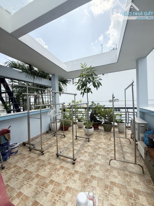 PHẠM VIẾT CHÁNH QUẬN 1 - 50M2 CÁCH Ô TÔ ĐỖ 5M - NHÀ MỚI ĐẸP GIÁ TỐT - 6