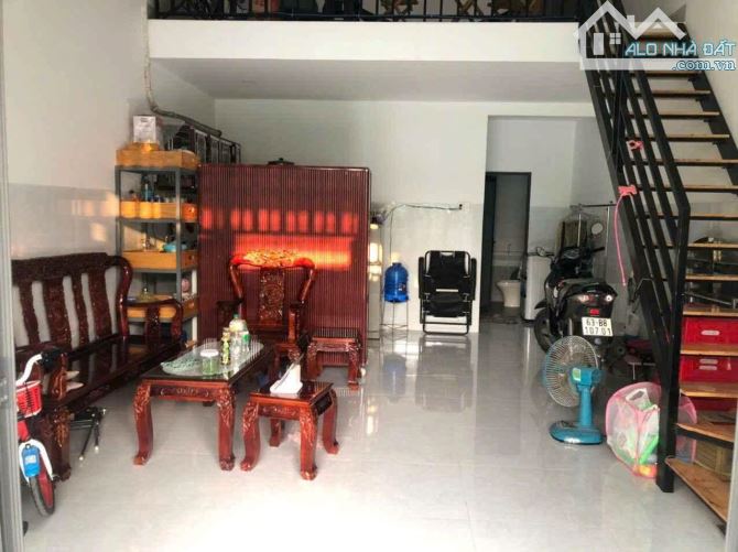 🔥 Sản phẩm đẹp lung linh bán gấp nhà 1 trệt 1 lửng 135m2 ở Phước Hiệp giá 830 tr sổ riêng - 6