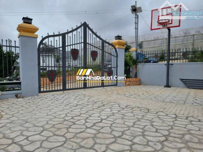 Bán Vila sang trọng Phong cách Châu Âu – Gần Trung tâm 10.5 tỷ - 6