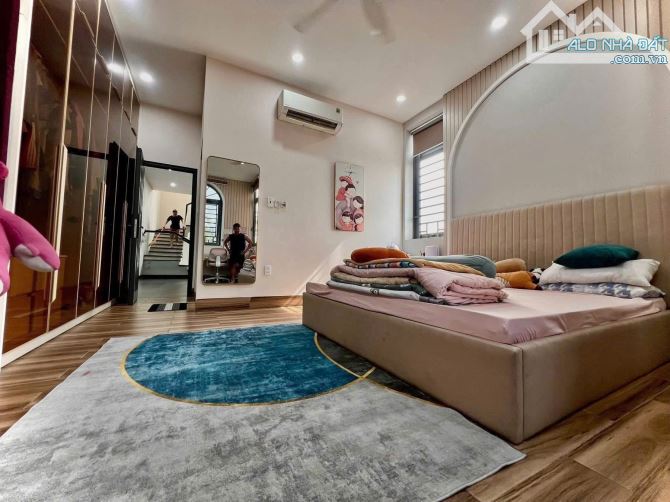 Bán Nhà 1 trệt 3 Lầu, dt 5 x 35m Góc 2 Mặt Tiền Nguyễn Ái Quốc, Biên Hòa, Giá 15,5 tỷ - 6
