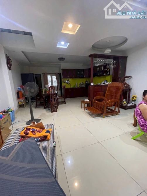 BÁN NHÀ 4 TẦNG – ĐƯỜNG XE TẢI – KHU PHÂN LÔ GẦN SÔNG-HIỆP BÌNH CHÁNH,THỦ ĐỨC,10,9 tỷ - 6