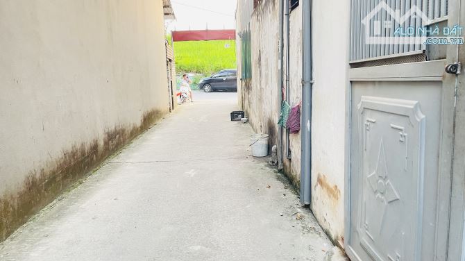 Cự Khối, Long Biên- Chính chủ cần bán gấp căn nhà 4 tầng- ngõ siêu nông - ô tô đỗ cửa - 6