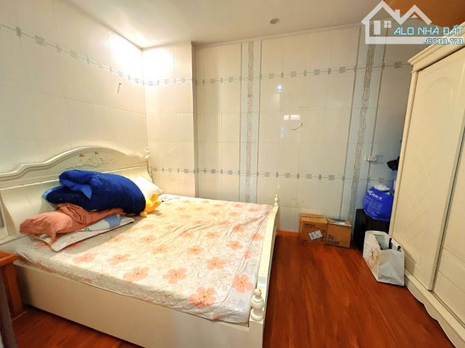 Nợ ngân hàng cần bán gấp  HOÀNG CẦU – ĐỐNG ĐA 50m² 6T MT 4,5m – Ô tô đỗ cửa giá 16 tỷ - 6