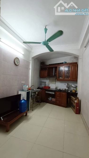 Mặt phố hoa lâm - phân lô - vỉa hè ô tô tránh - kinh doanh sầm uất - thông số vàng - 6
