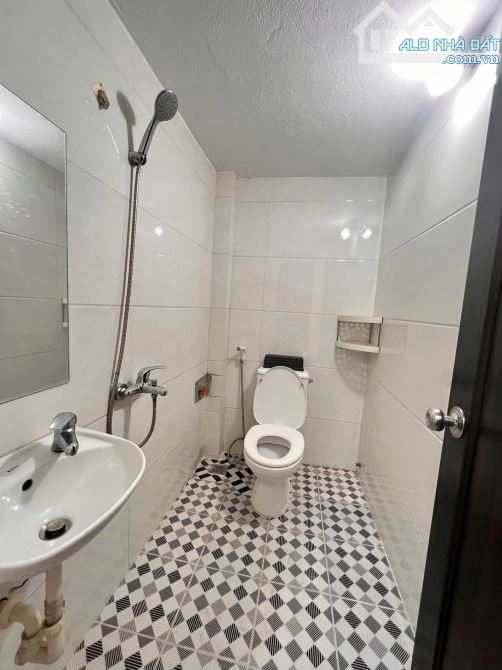 Bán toà nhà 4 tầng 18p căn hộ MT đường Mỹ Đa Đông gần Phan Tứ cho thuê 70tr/th giá 17,2 tỷ - 7