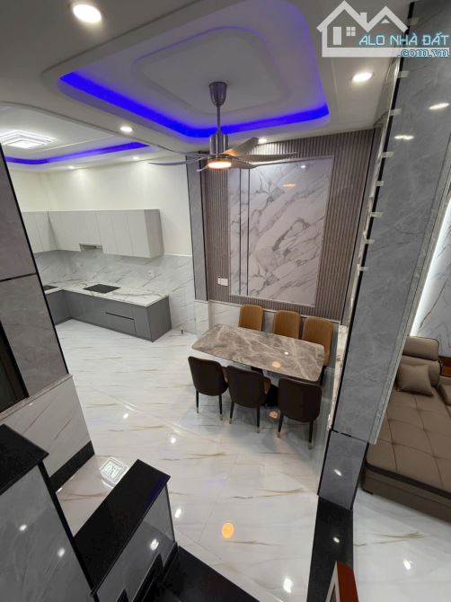 Bán nhà phố  đẹp Phường Hố Nai. Gần trường Nguyễn Chi Phương - 7