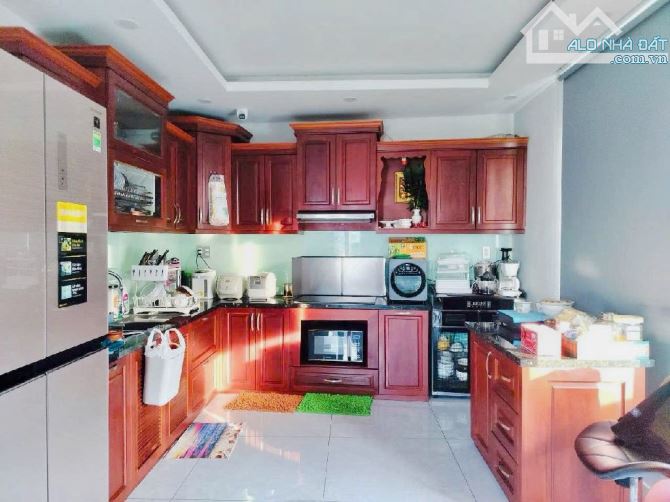 Lý Thường Kiệt P14 Q10 nhà 94.8m2, 7T hầm thang máy, MT 6m, gần BV Trưng Vương giá 28.5 tỷ - 7