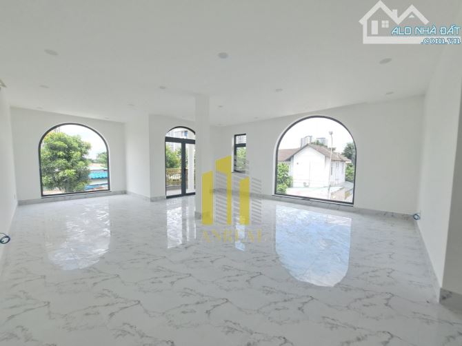 Cho Thuê Căn Góc Hiện Đại 3 Lầu Trống Suốt Giá 59 Triệu - 7
