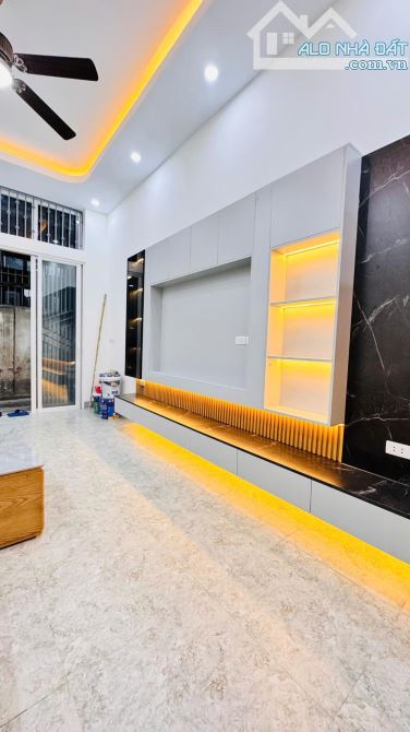 NHÀ ĐẸP KHƯƠNG HẠ-GẦN HỒ-15M RA Ô TÔ TRÁNH-FULL NỘI THẤT-40M2-5 TẦNG-8,6 TỶ - 7
