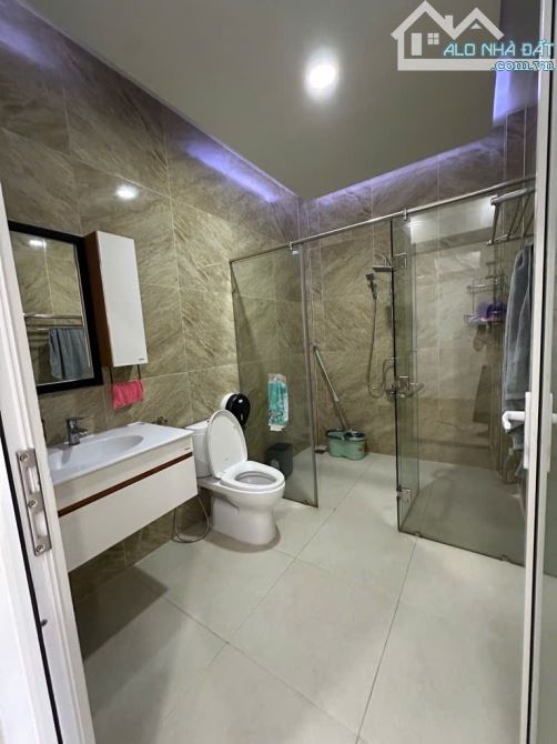 🌺 BIỆT THỰ 6 TẦNG đường THẠNH XUÂN 21 phường Thạnh Xuân Q12, dt 103,2m2 (7,5mx15m) Hẻm 6m - 7