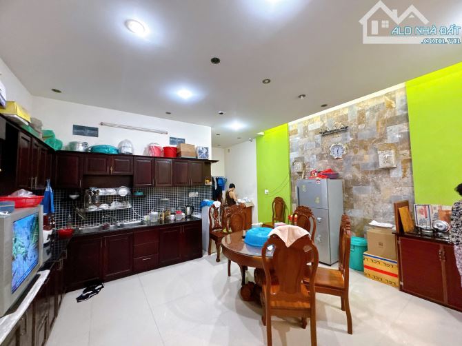 Giá 19,7 tỷ. Bán nhà đẹp 1T2L hơn 300m mặt tiền Nguyễn Ái Quốc P.Tân Hiệp gần B5, BigC. - 8