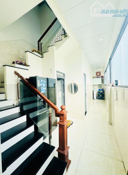 🏡 LÔ GÓC 2 MẶT TIỀN – ĐƯỜNG SỐ 8 LINH XUÂN – 3 LẦU – HXH – 4.85 TỶ - 8