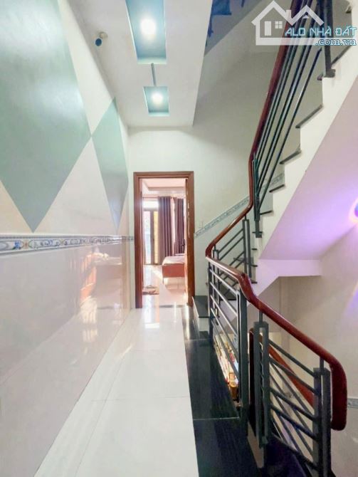 BÁN NHÀ ĐẸP CHÍNH CHỦ Ở 4 TẤM ĐÚC VỊ TRÍ 1/ HÌNH THẬT DT 3,9*14 GẦN CHỢ 200 GIÁ 6TỈ TÍ KDC - 8