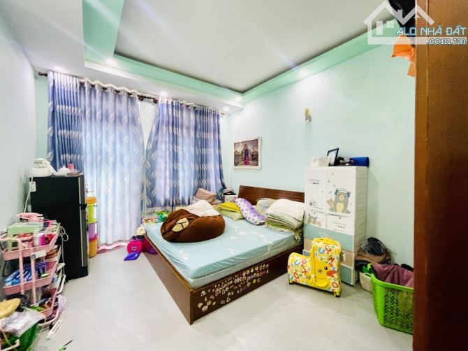 Bán nhà mặt tiền kinh doanh Phú Nhuận - 6 tầng - 60m2 - kinh doanh tốt - 8