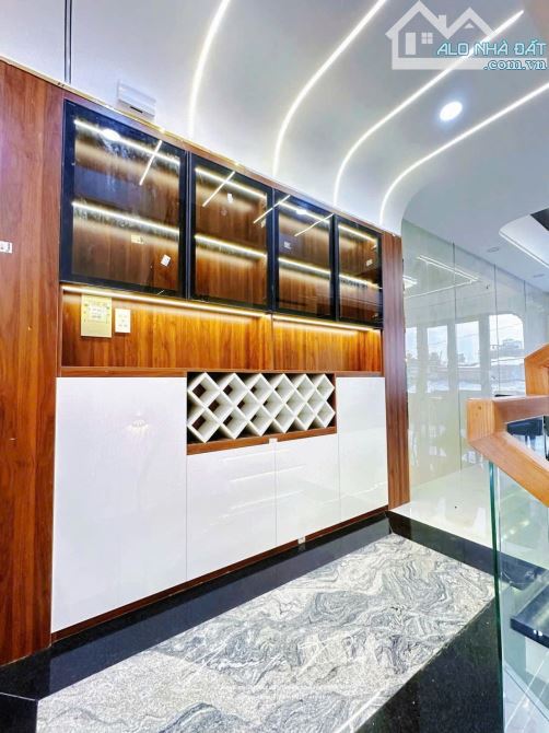 NGAY TÊN LỬA BÌNH TÂN - LÊ ĐÌNH CẨN - NHÀ HIỆN ĐẠI GIÁ TỐT - 68m2 - 5 TẦNG - NHỈNH 7 TỶ. - 8
