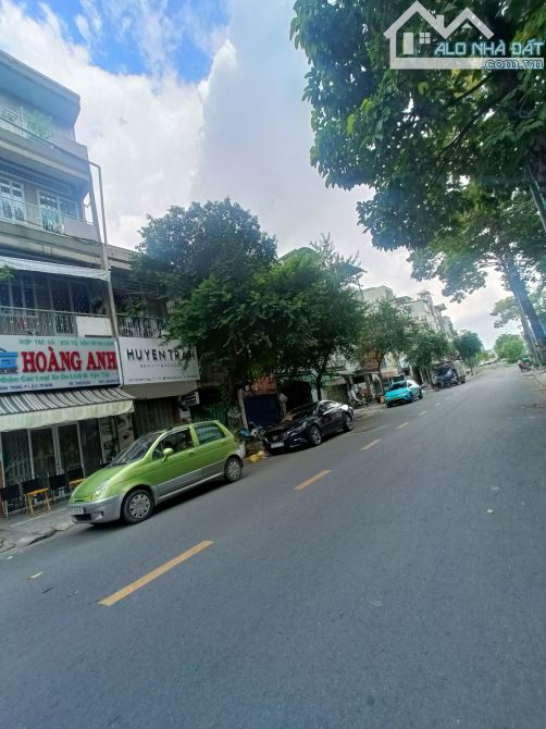 BÁN NHÀ NGAY TRUNG TÂM QUẬN 5 - 38M2 - 5 TẦNG BTCT  - CHỈ NHỈNH 7 TỶ. - 8