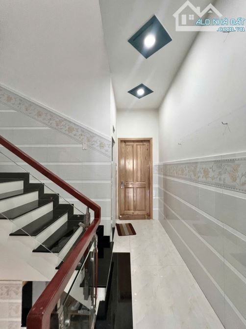 🏘️ NHÀ 1/ NGUYỄN NHỮ LÃM TÂN PHÚ - 3 TẦNG ĐẸP KHU PHÂN LÔ HẺM XE HƠI TRÁNH - 8