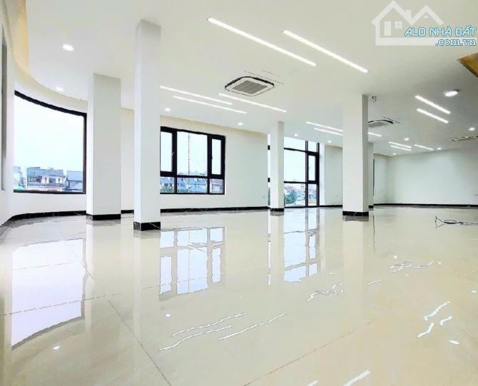 SIÊU PHẨM , BIỆT THỰ TỔNG CỤC 5, YÊN XÁ ,THANH TRÌ, DT 220M, 5T, MT 30M,GIÁ BÁN 81 TỶ. - 8