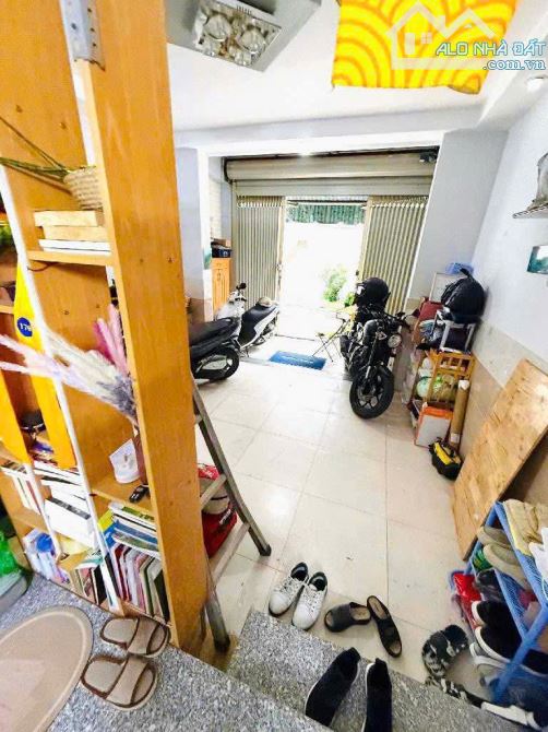 BÁN NHÀ HẺM 373 LÝ THƯỜNG KIỆT GIÁP QUẬN 10, LỮ GIA- GẦN 70M2 HẺM XE HƠI - 8