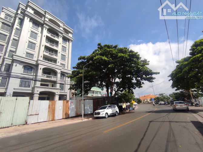 BÁN CĂN BIỆT THỰ HƠN 400m2 VIEW NHÌN ĐƯỢC CÀNG BIỂN ĐẸP PHƯỜNG VŨNG TÀU TP HCM - 9