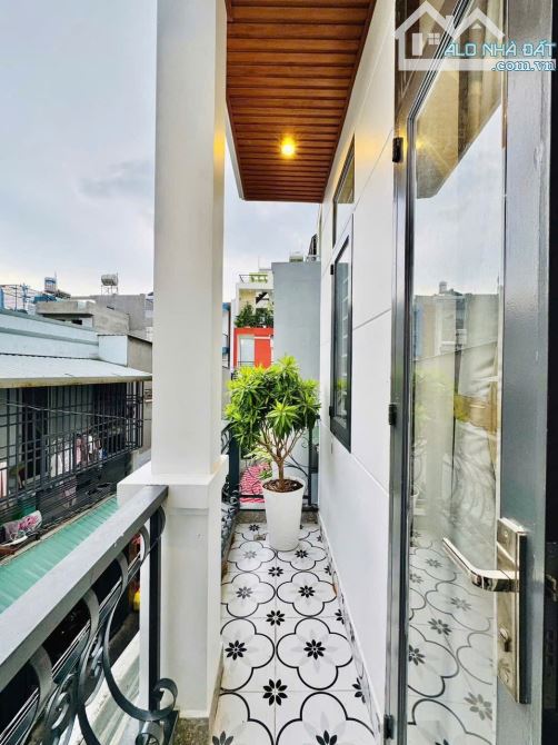 Siêu Phẩm 4Tầng 5P Ngủ Full Nội Thất 50M² - 9