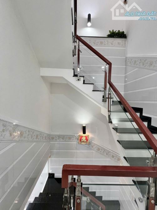 🏘️ NHÀ 1/ NGUYỄN NHỮ LÃM TÂN PHÚ - 3 TẦNG ĐẸP KHU PHÂN LÔ HẺM XE HƠI TRÁNH - 9