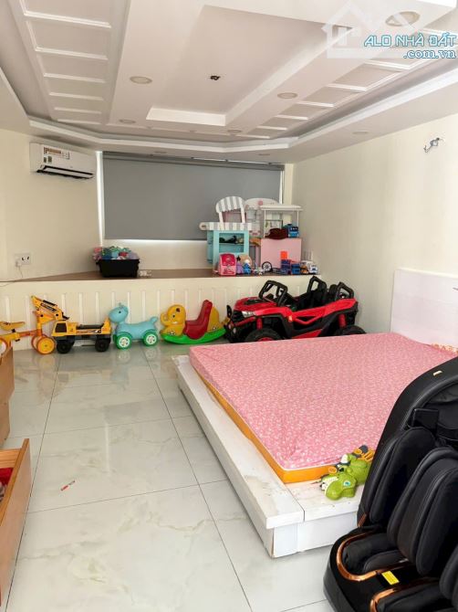 GÒ VẤP, BÁN NHÀ CĂN GÓC, MẶT TIỀN ĐƯỜNG SỐ 18, KINH DOANH VP CTY, GIÁ 13.6 TỶ - 9