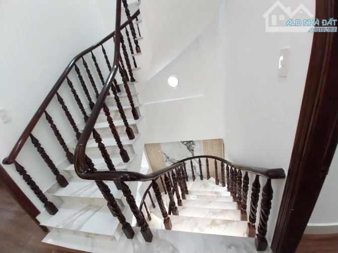 Nhà đẹp 1 xẹt Trần Thị Năm 4x22m 3 tầng, hẻm 8m. Chỉ 7 tỷ 7. - 9