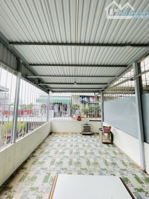 Bán nhà phố Ngọc Thụy 38m2- 4 tầng- 3 phòng ngủ- 7.9 tỷ, ô tô, gần trường Việt Pháp - 9