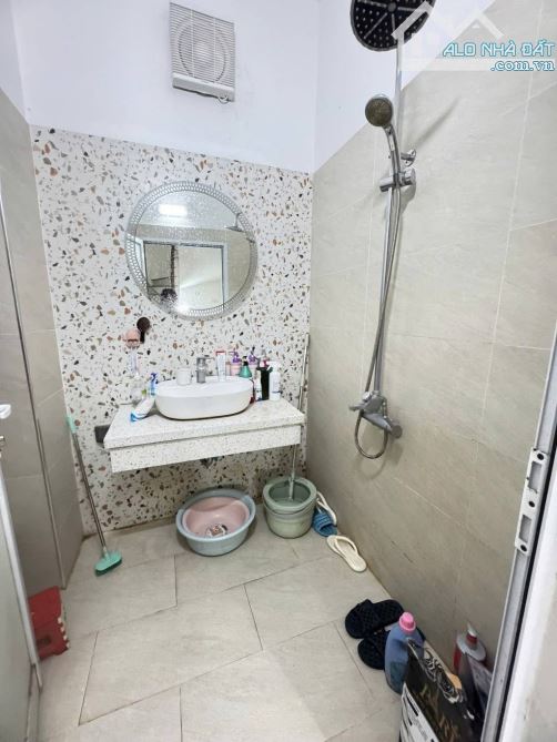 Mặt phố hoa lâm - phân lô - vỉa hè ô tô tránh - kinh doanh sầm uất - thông số vàng - 9