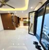 LẠC LONG QUÂN, CẦU GIẤY - 34M - 5 TẦNG - NHÀ MỚI - FULL NỘI THẤT SANG TRỌNG - Ở NGAY