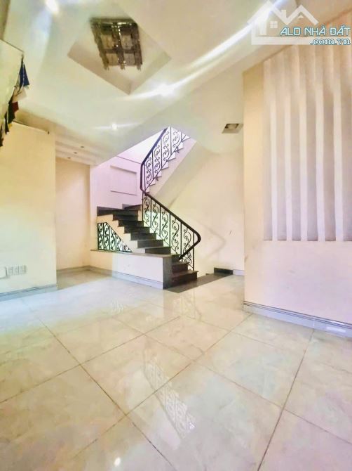 Bán Nhà Trung Mỹ Tây Q12- 112M2 - 2 Tầng Sân Thượng - HXT Tránh Thông - Chỉ 7,16Tỷ. - 2