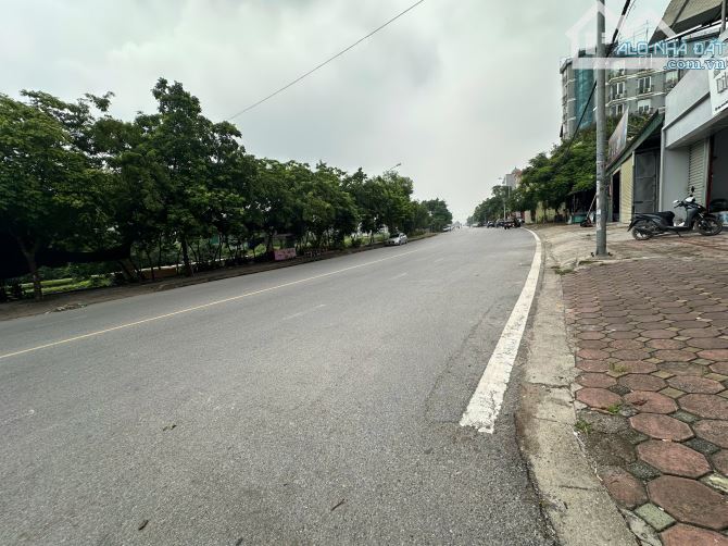ĐẤT KINH DOANH –VỈA HÈ RỘNG – Ô TÔ TẢI TRÁNH - SẴN DÒNG TIỀN - GẦN BV NHIỆT ĐỚI TW-   📍 V