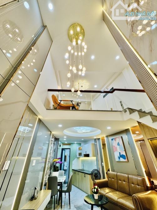🔥 MỚI TINH HOÀNG HOA THÁM, 43M2, 4 TẦNG, 2 PN, 3WC, BAN CÔNG. GIÁ: 4,93 TỶ🔥