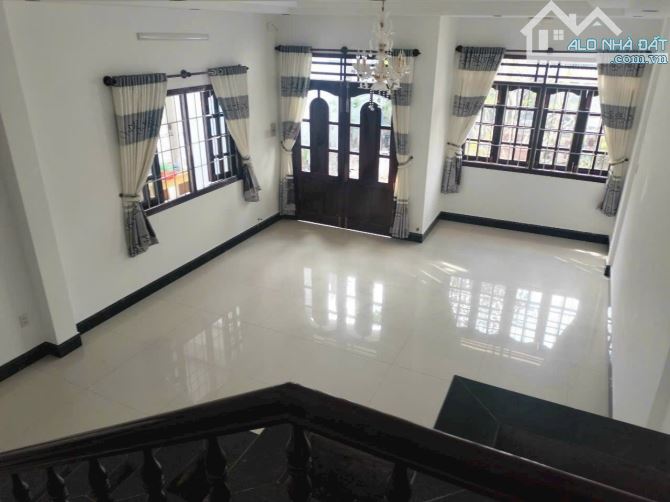 Nhà đẹp nhánh Đinh Tiên Hoàng phường 8