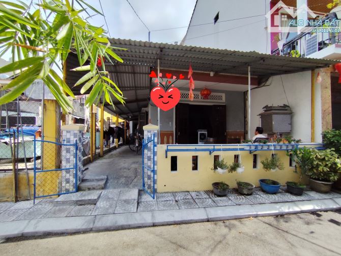 BÁN NHÀ CẤP 4 TRUNG TÂM PHỐ CỔ HỘI AN